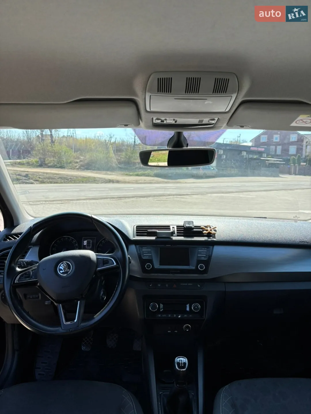 2016 Skoda Fabia - мініатюра 5