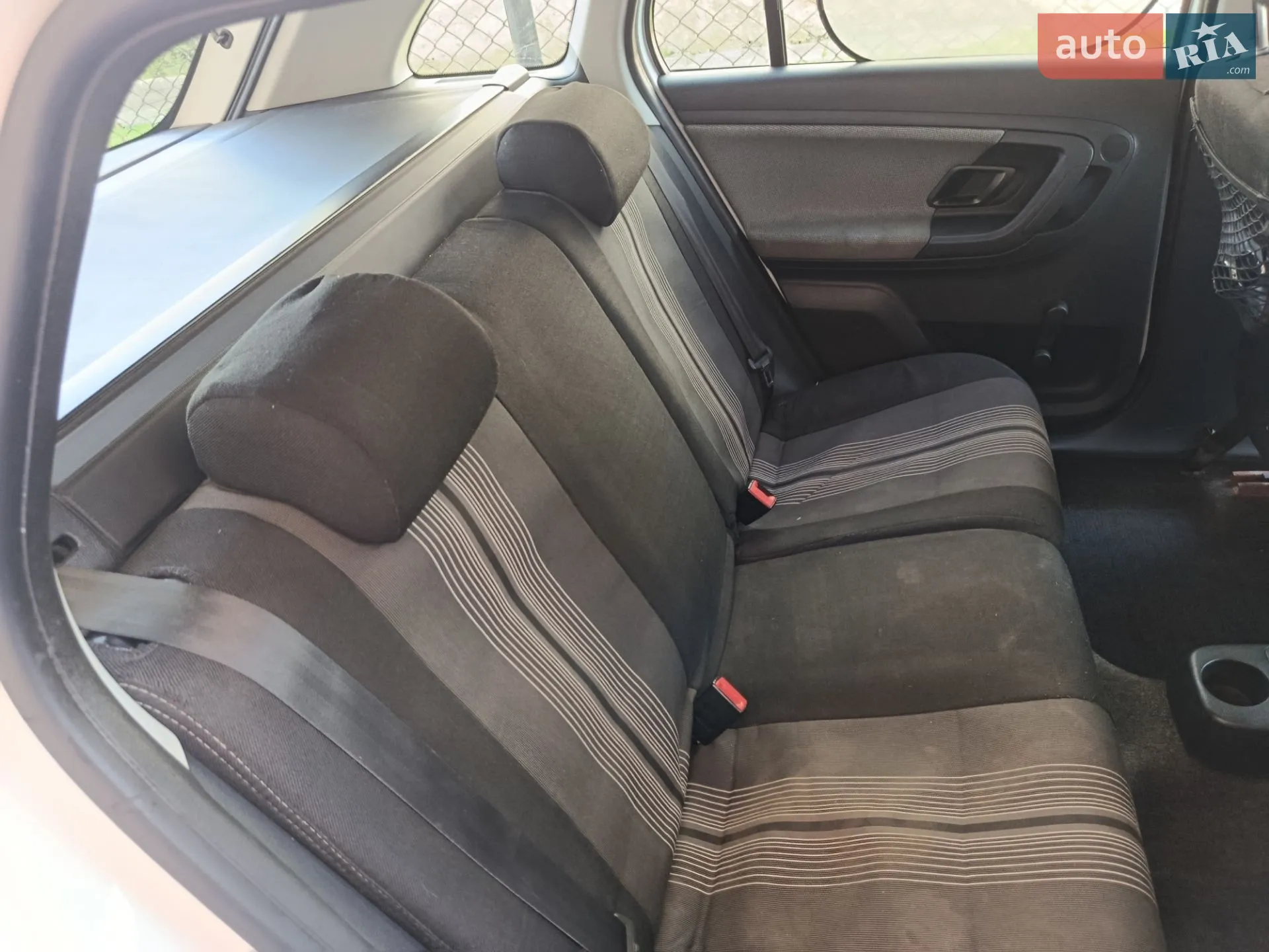 2010 Skoda Fabia - мініатюра 31