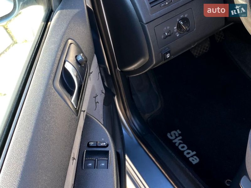 Универсал Skoda Fabia 2004 в Черновцах