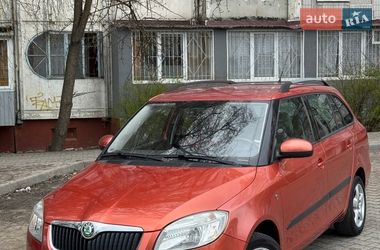 Універсал Skoda Fabia 2008 в Тернополі