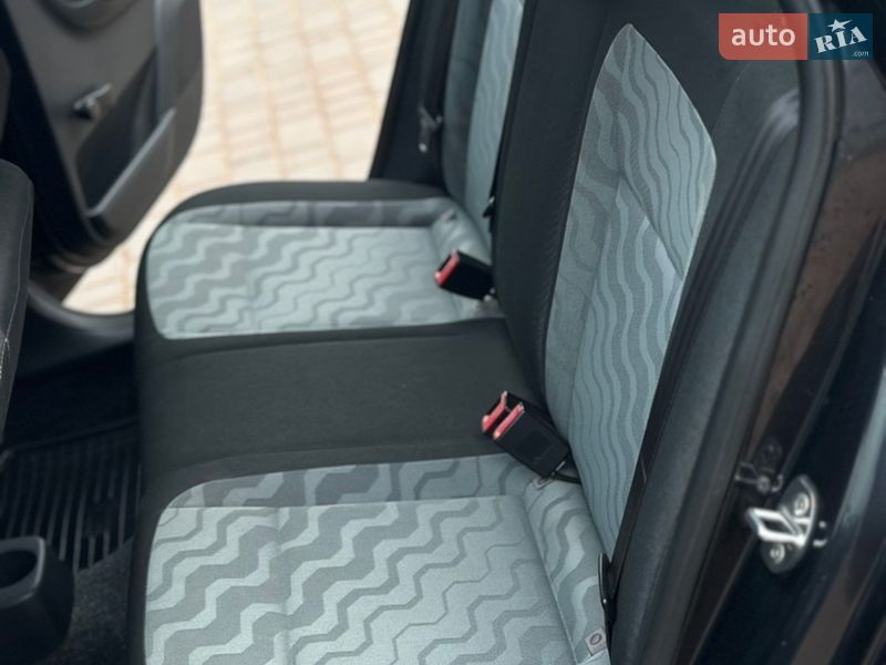 Универсал Skoda Fabia 2008 в Кривом Роге фото 29 Универсал Skoda Fabia 2008 в Кривом Роге