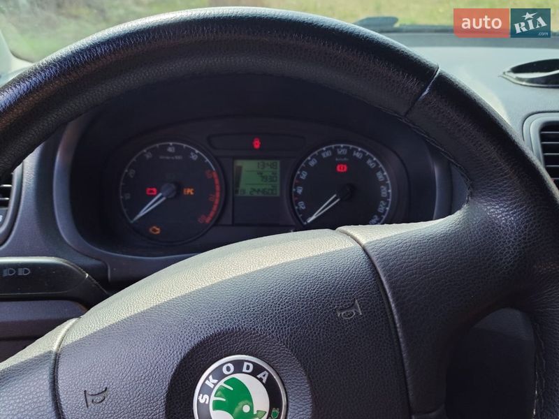 Хэтчбек Skoda Fabia 2007 в Долине