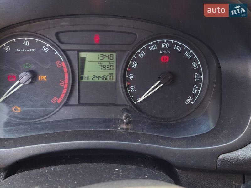 Хэтчбек Skoda Fabia 2007 в Долине