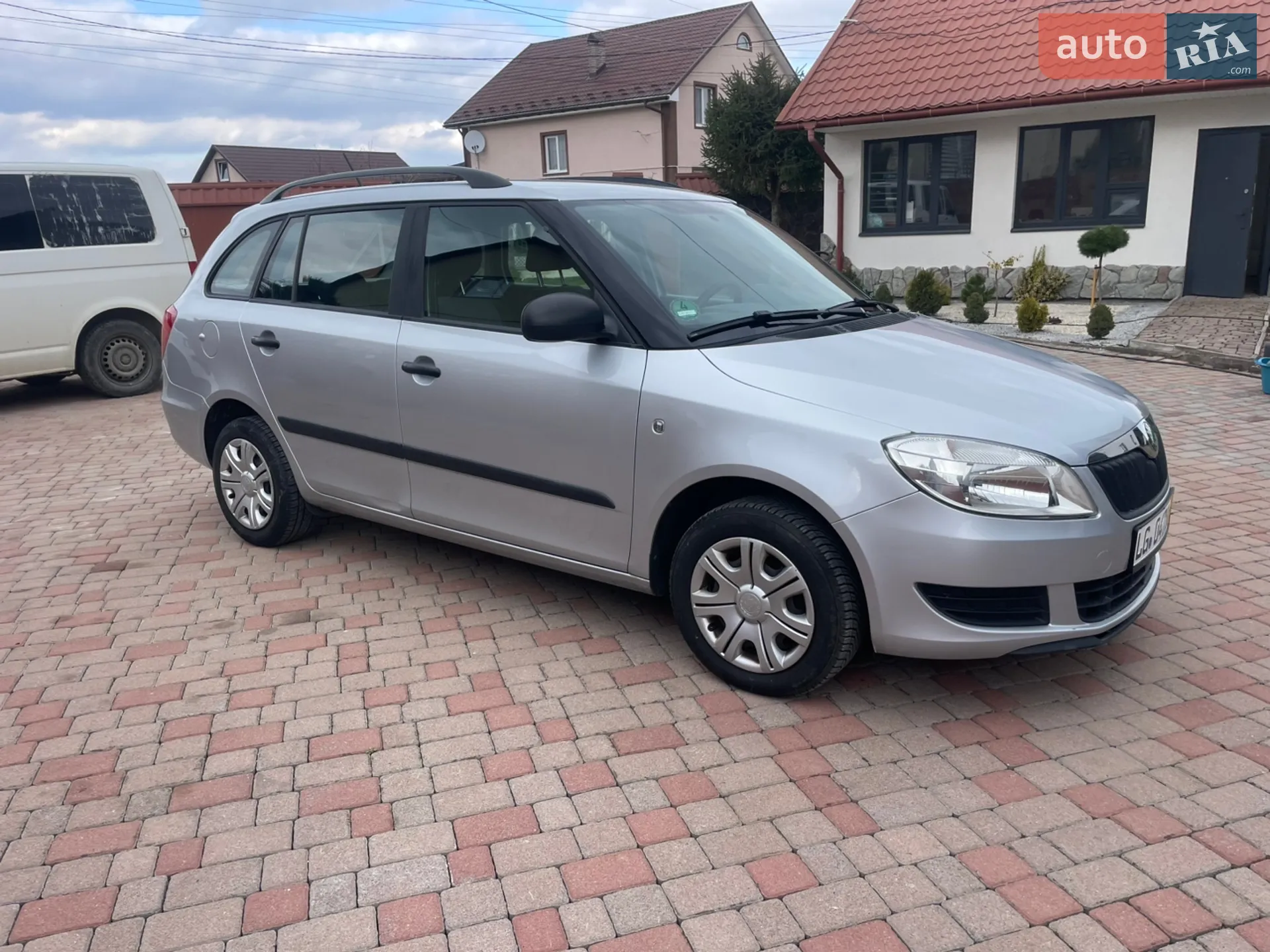 2013 Skoda Fabia - мініатюра 3