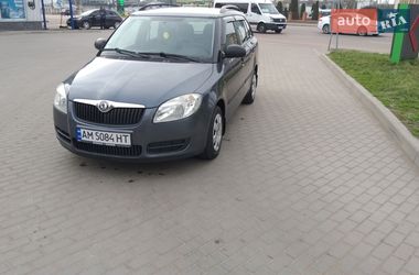 Универсал Skoda Fabia 2009 в Житомире