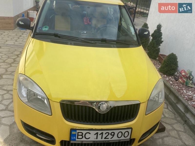 Хэтчбек Skoda Fabia 2009 в Бориславе фото Хэтчбек Skoda Fabia 2009 в Бориславе
