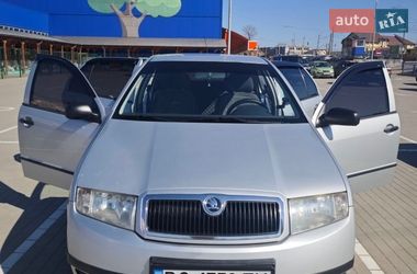 Хэтчбек Skoda Fabia 2002 в Тернополе