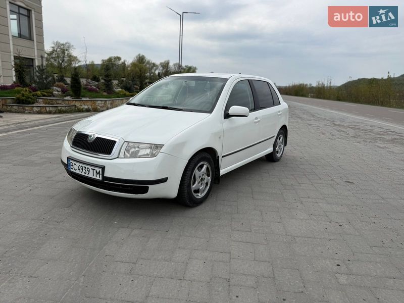 Седан Skoda Fabia 2002 в Хусте фото 2 Седан Skoda Fabia 2002 в Хусте