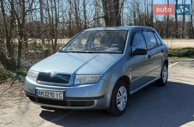 Хэтчбек Skoda Fabia 2002 в Киеве