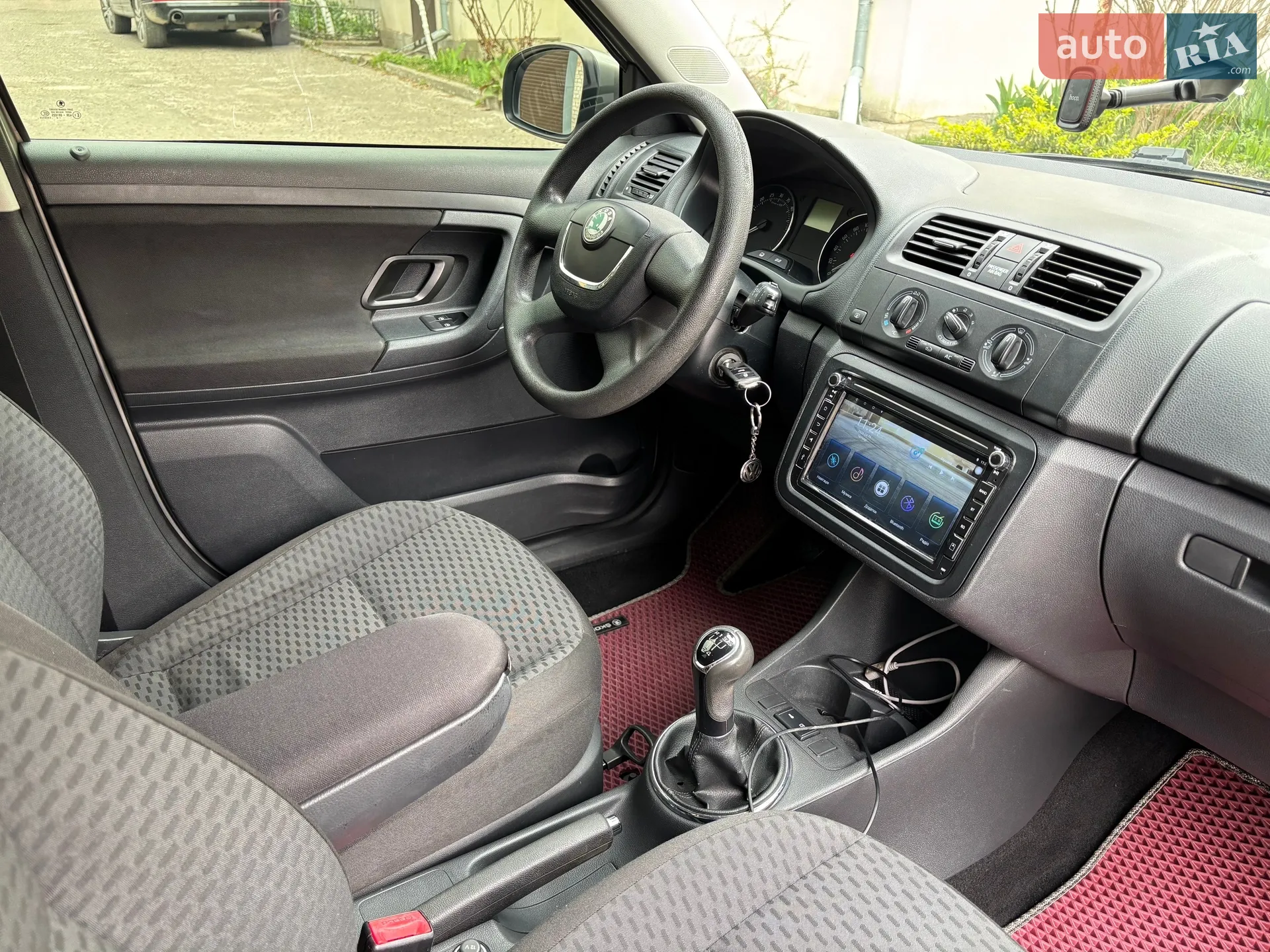 2010 Skoda Fabia - мініатюра 9