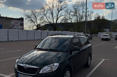 Универсал Skoda Fabia 2011 в Хусте
