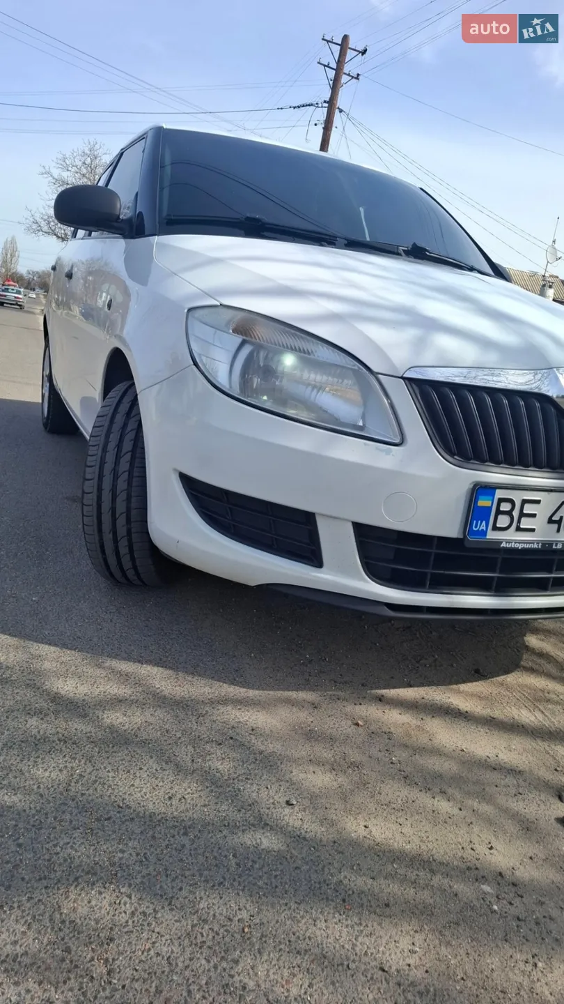 2010 Skoda Fabia - фото 1