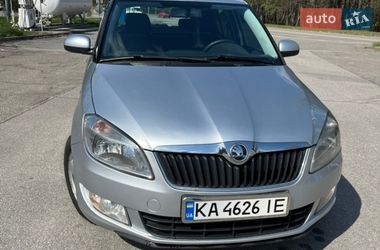 Хетчбек Skoda Fabia 2012 в Дніпрі