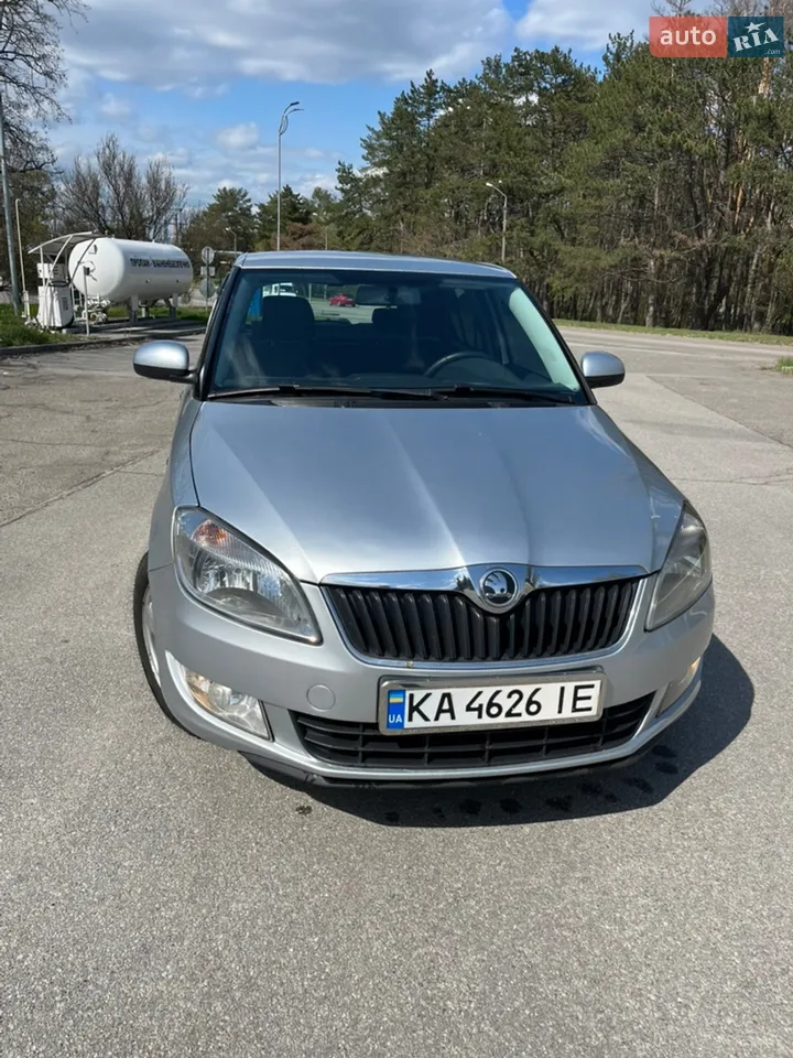 2011 Skoda Fabia - мініатюра 21