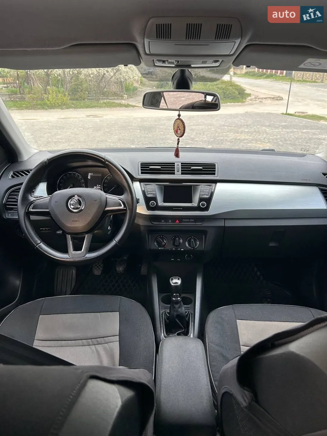2015 Skoda Fabia - мініатюра 10