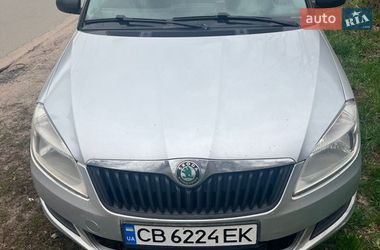 Хэтчбек Skoda Fabia 2010 в Чернигове