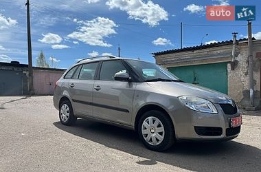 Універсал Skoda Fabia 2008 в Рівному