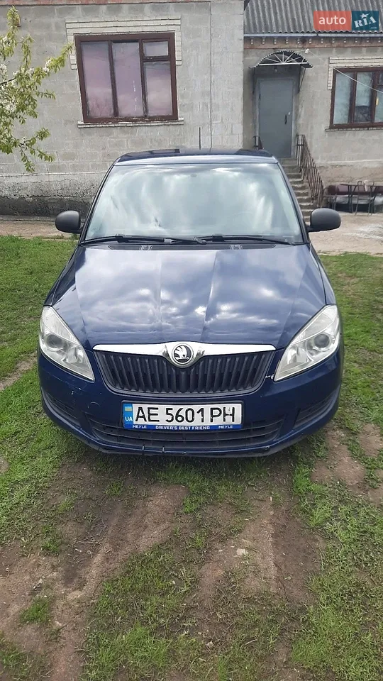 2015 Skoda Fabia - мініатюра 10