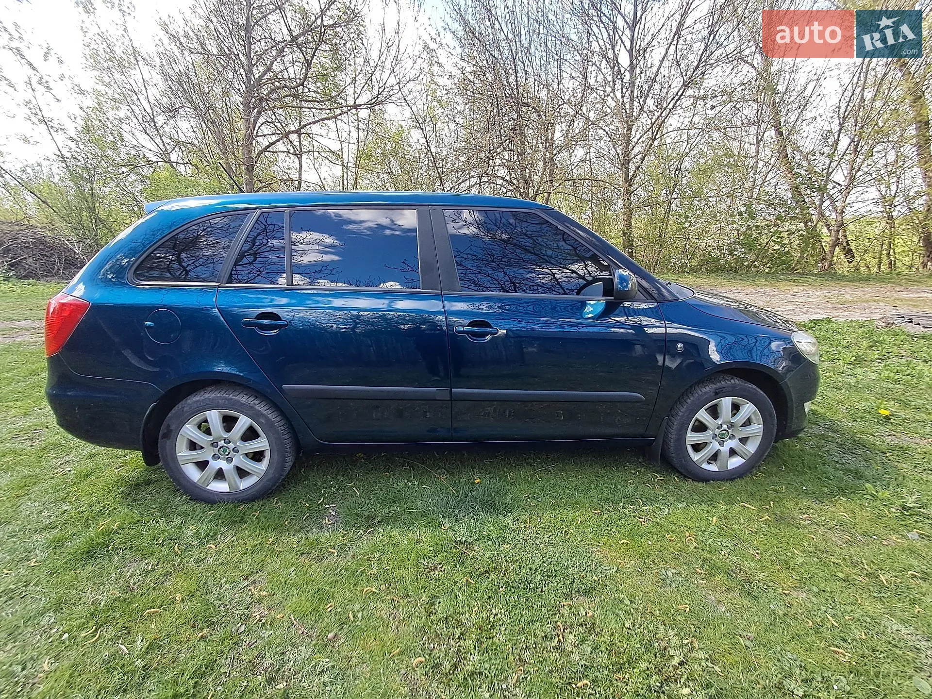 2011 Skoda Fabia - мініатюра 9