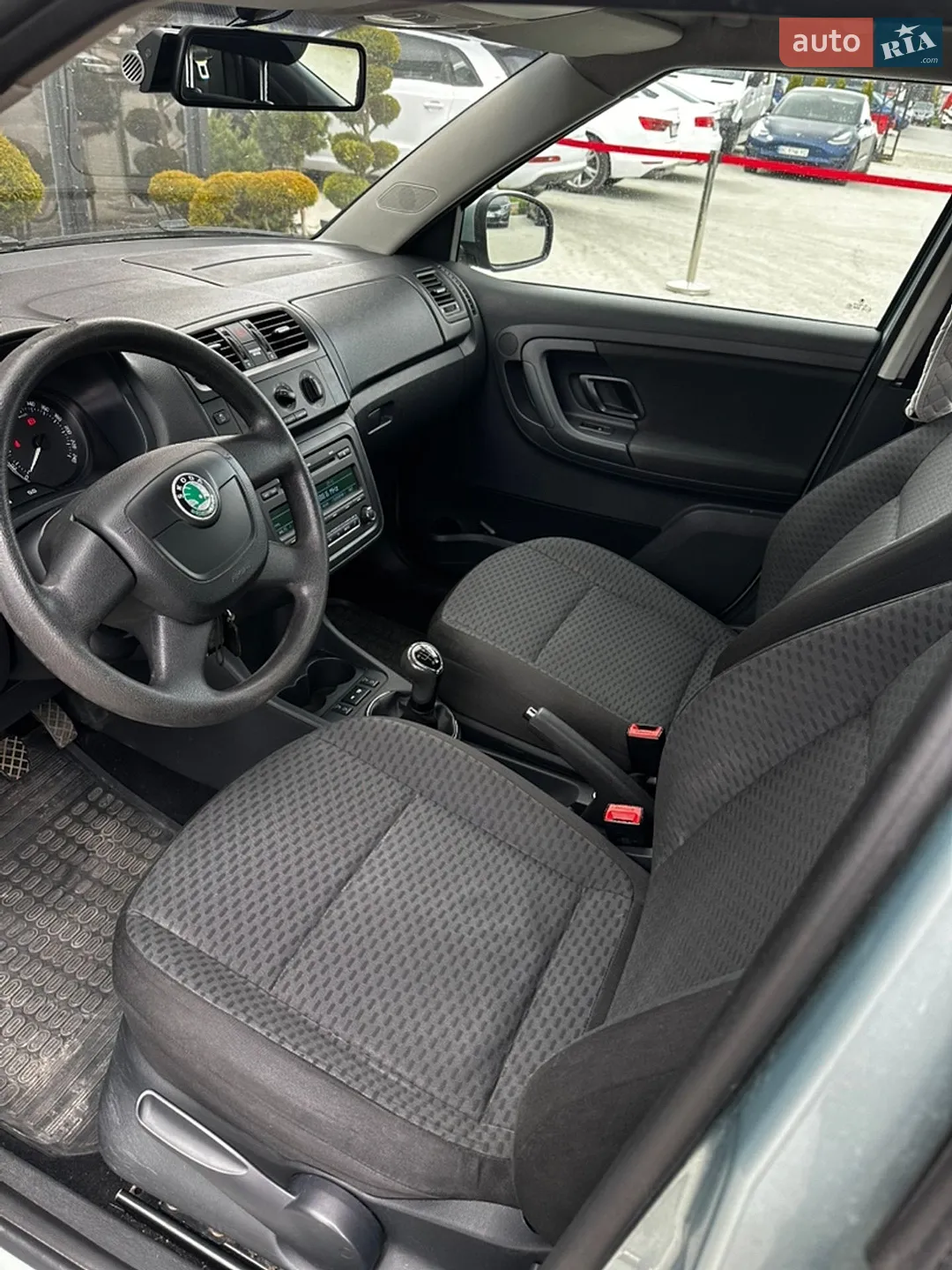2010 Skoda Fabia - мініатюра 11