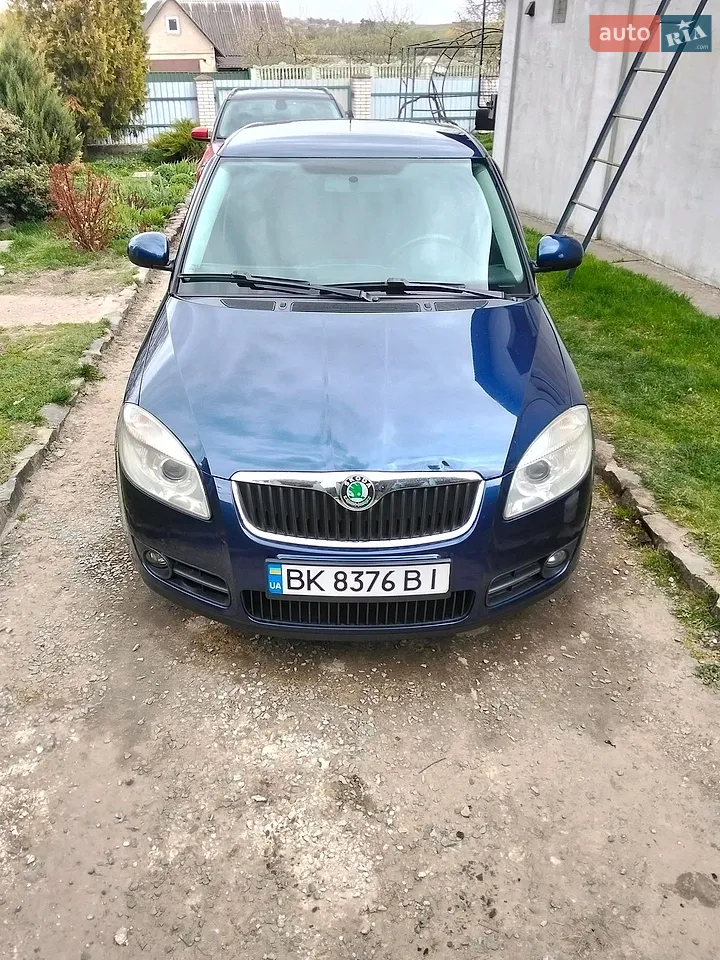 2010 Skoda Fabia - мініатюра 33