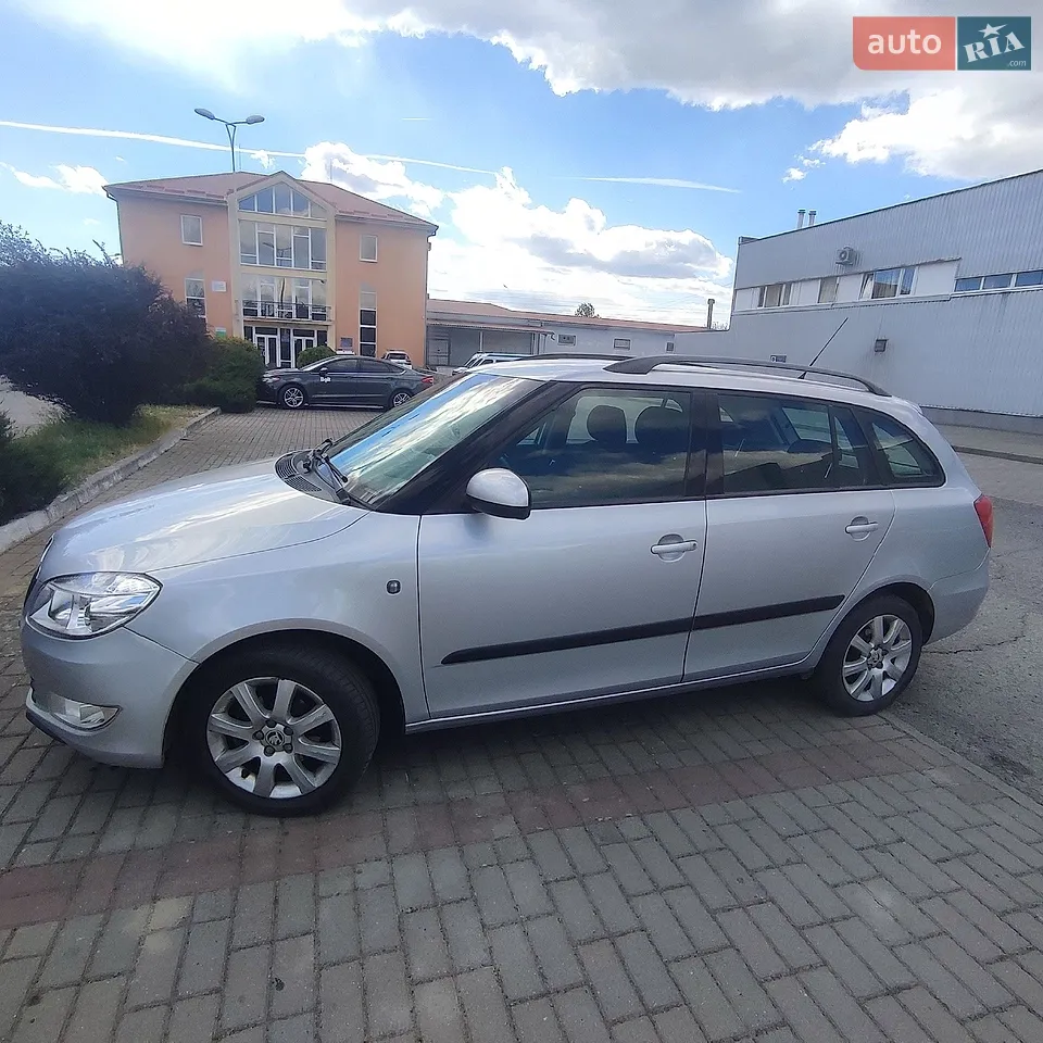 2015 Skoda Fabia - мініатюра 22