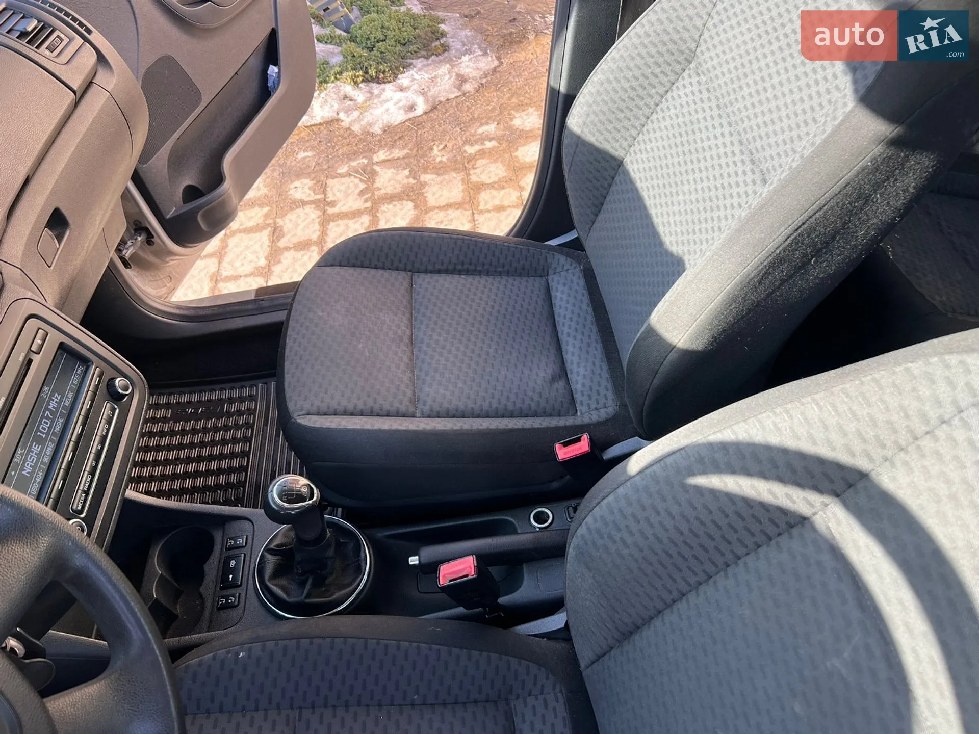 2012 Skoda Fabia - мініатюра 23