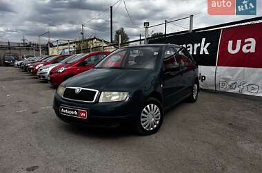 Хэтчбек Skoda Fabia 2001 в Запорожье