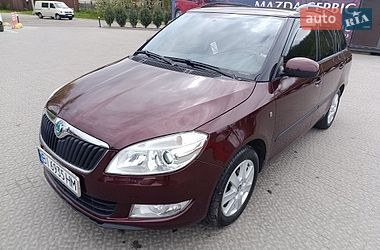 Универсал Skoda Fabia 2010 в Полтаве