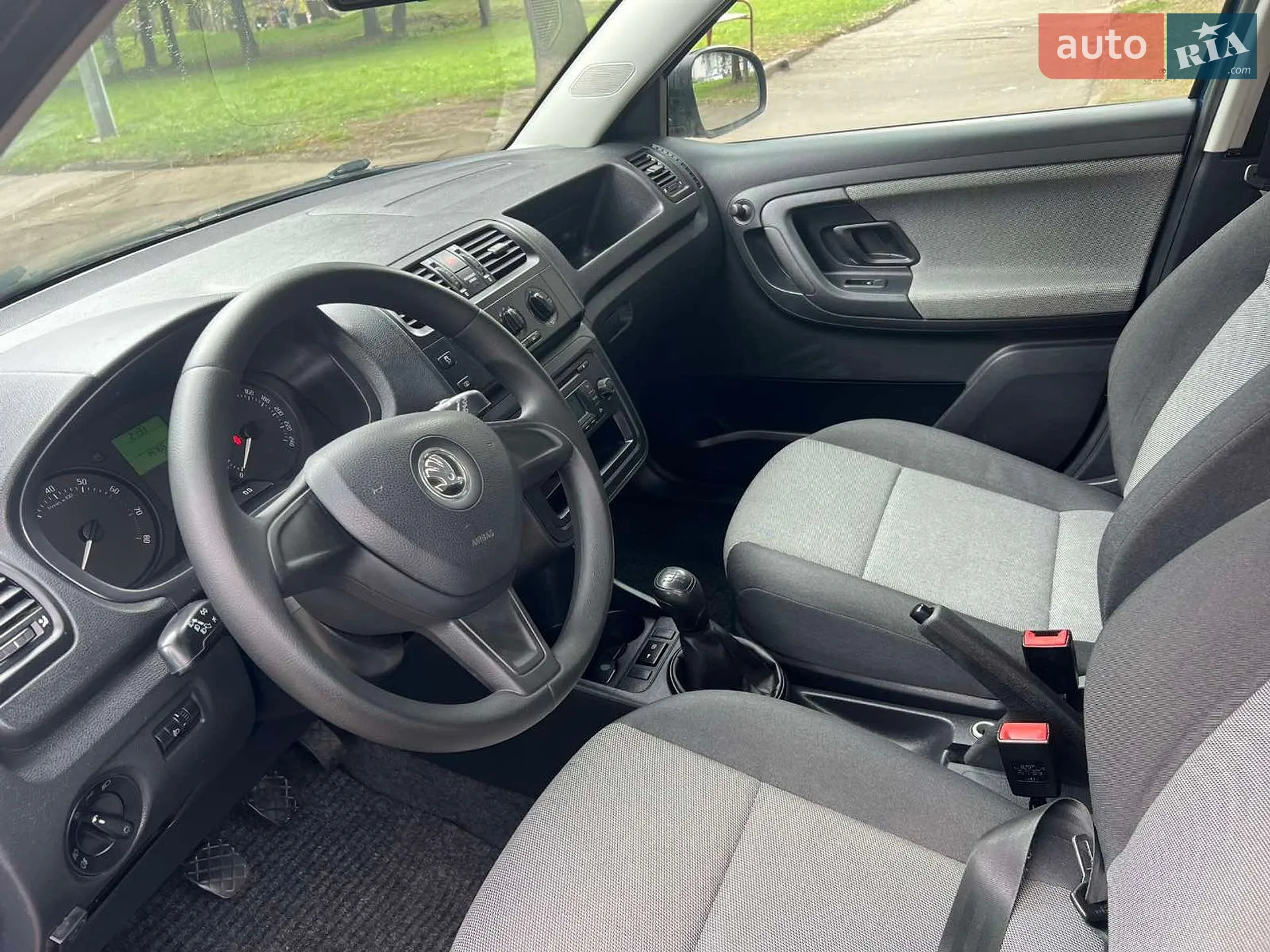 2014 Skoda Fabia - мініатюра 25