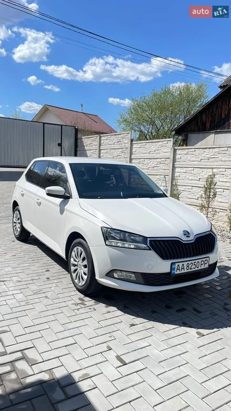 2019 Skoda Fabia - мініатюра 2