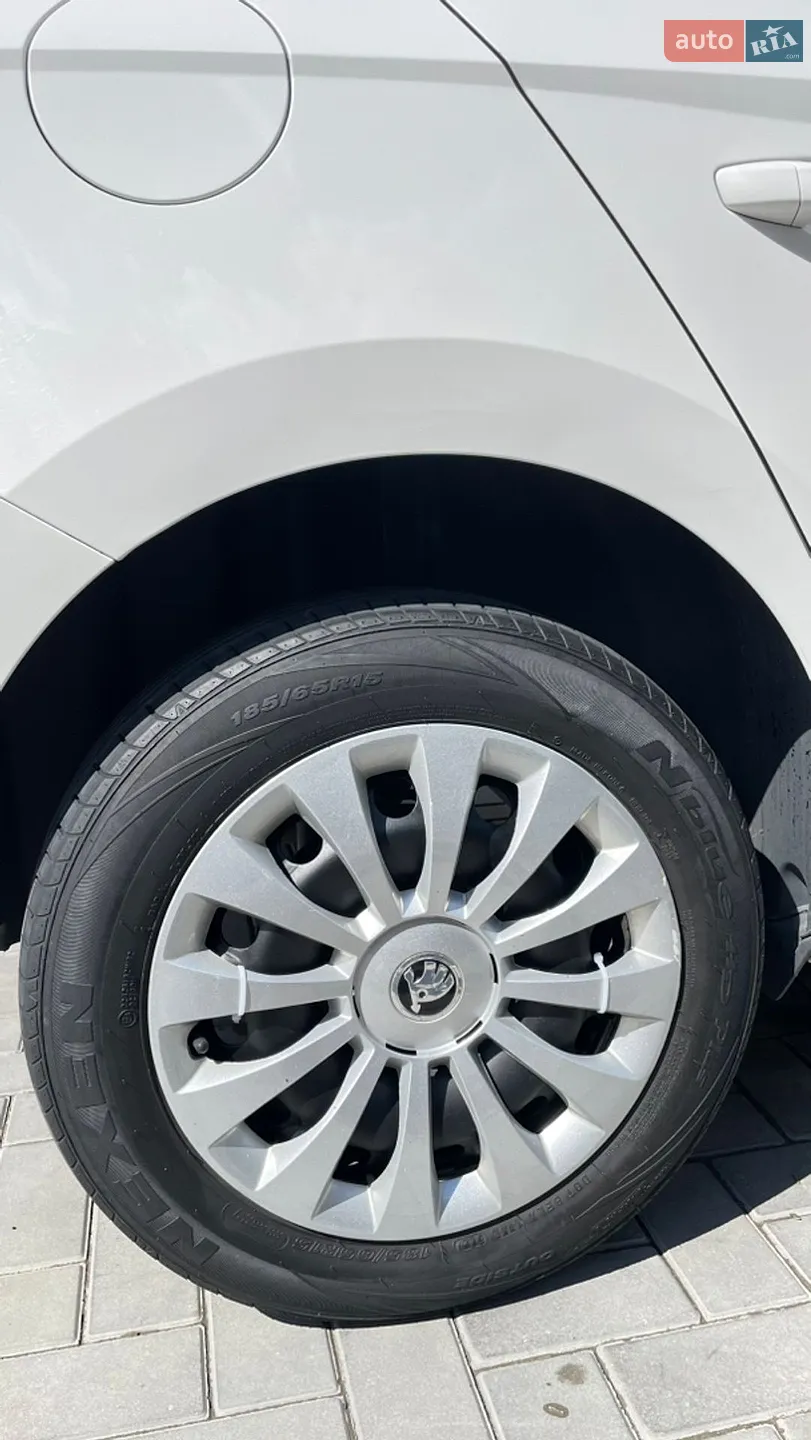 2019 Skoda Fabia - мініатюра 7