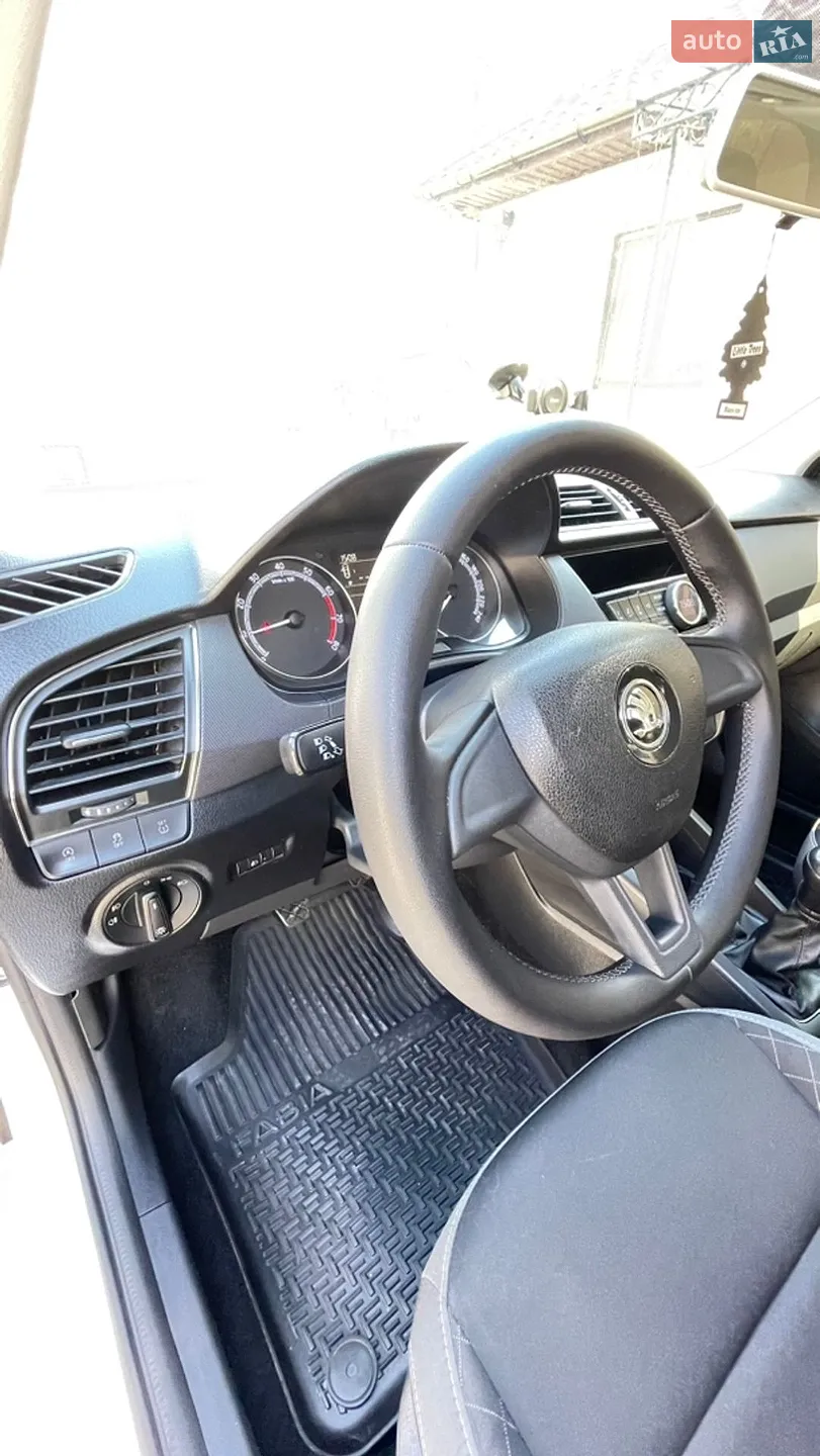 2019 Skoda Fabia - мініатюра 12