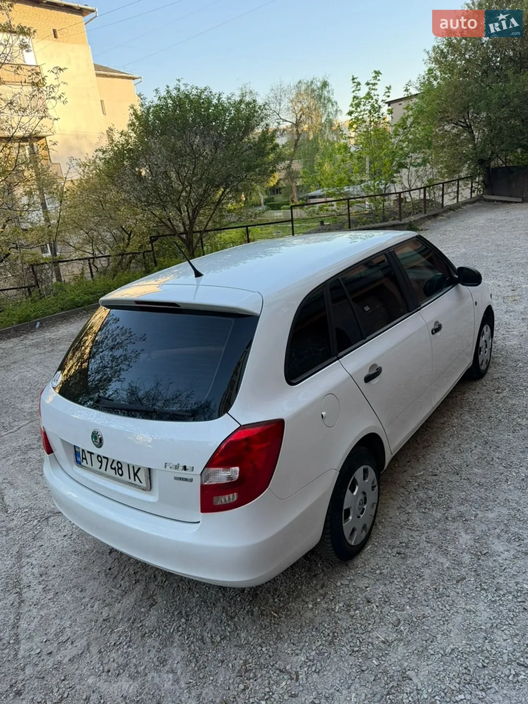 2011 Skoda Fabia - мініатюра 11