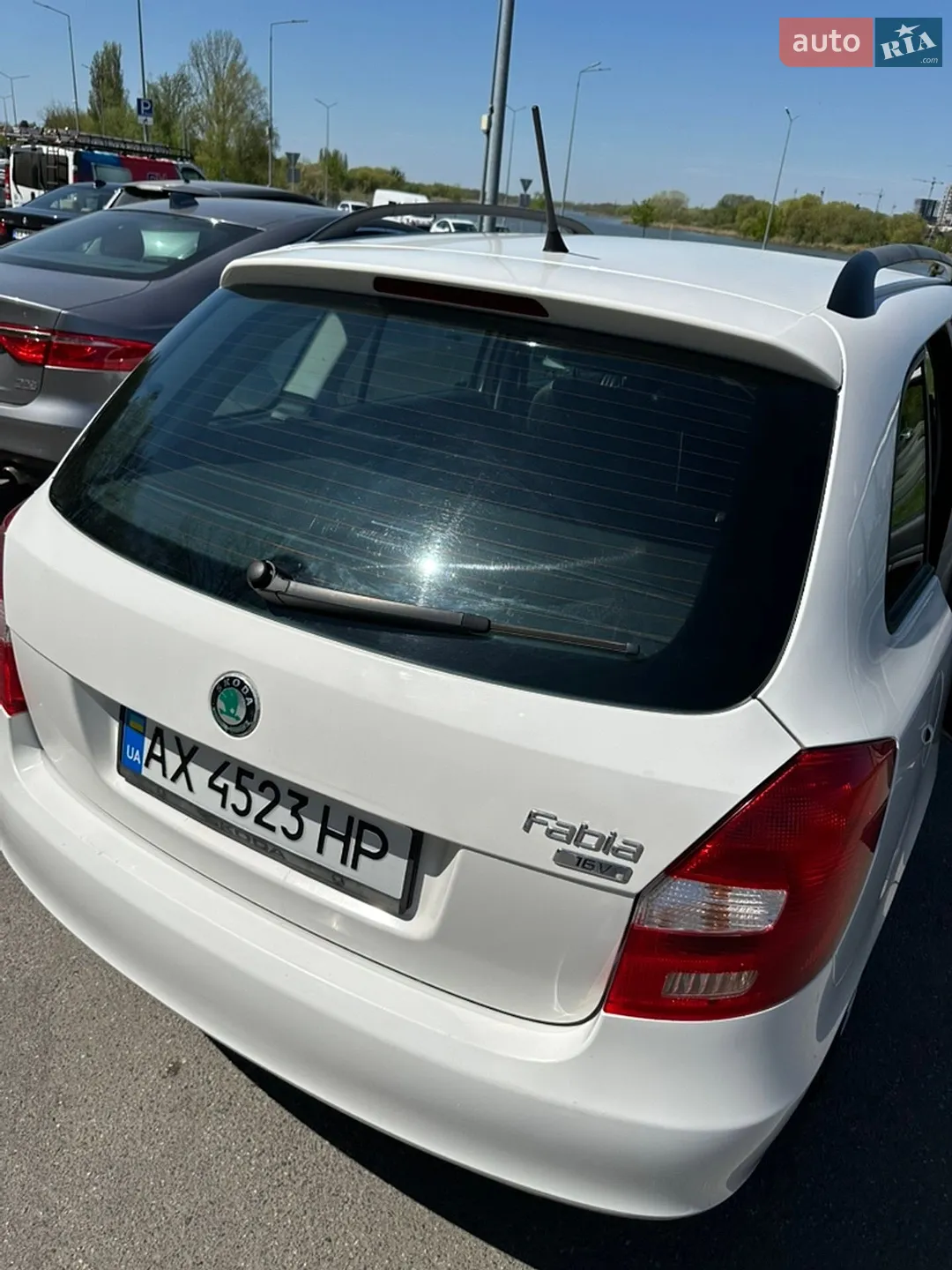 2011 Skoda Fabia - мініатюра 16