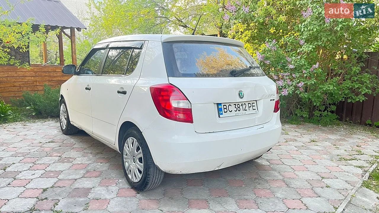 2012 Skoda Fabia - мініатюра 14
