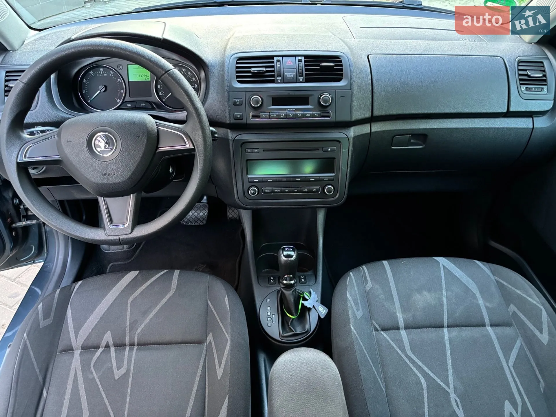 2014 Skoda Fabia - мініатюра 8