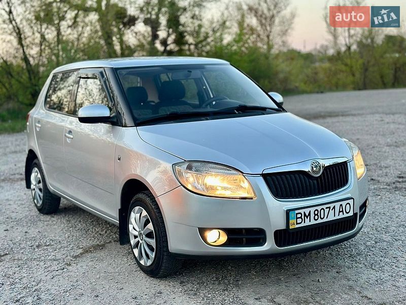 Хэтчбек Skoda Fabia 2010 в Сумах фото Хэтчбек Skoda Fabia 2010 в Сумах