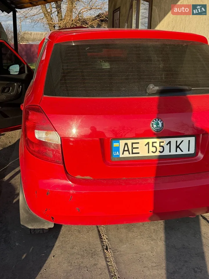 2012 Skoda Fabia - мініатюра 22