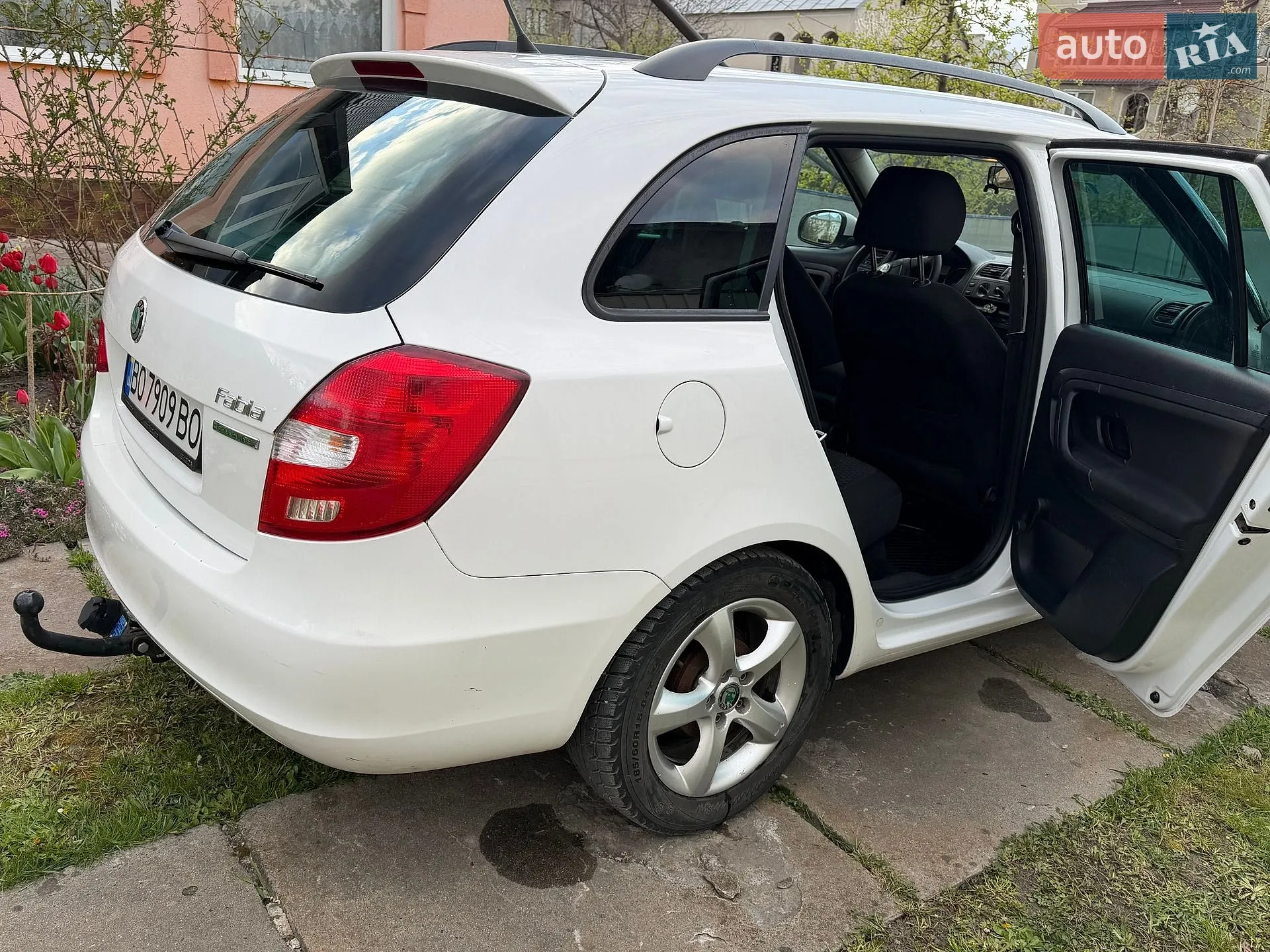 2011 Skoda Fabia - мініатюра 5
