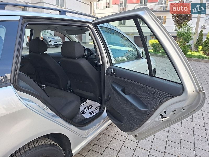 Універсал Skoda Fabia 2006 в Івано-Франківську
