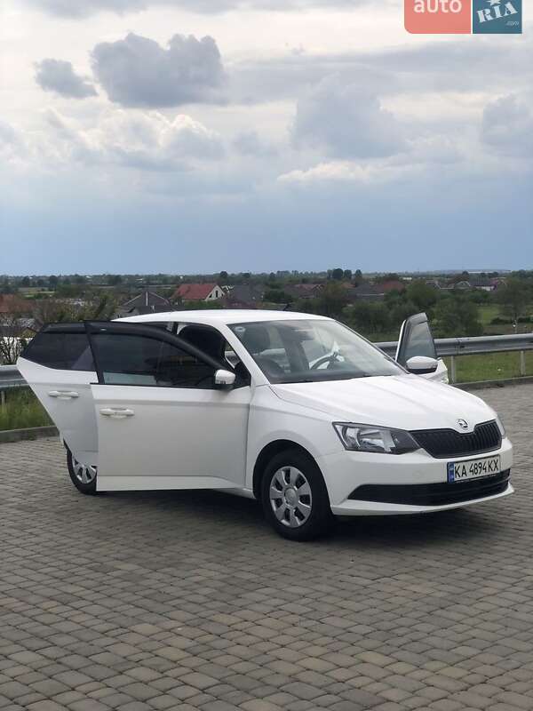 Хэтчбек Skoda Fabia 2017 в Мукачево