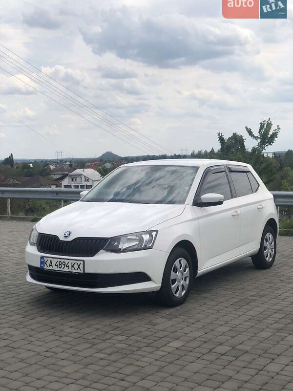 Хэтчбек Skoda Fabia 2017 в Мукачево