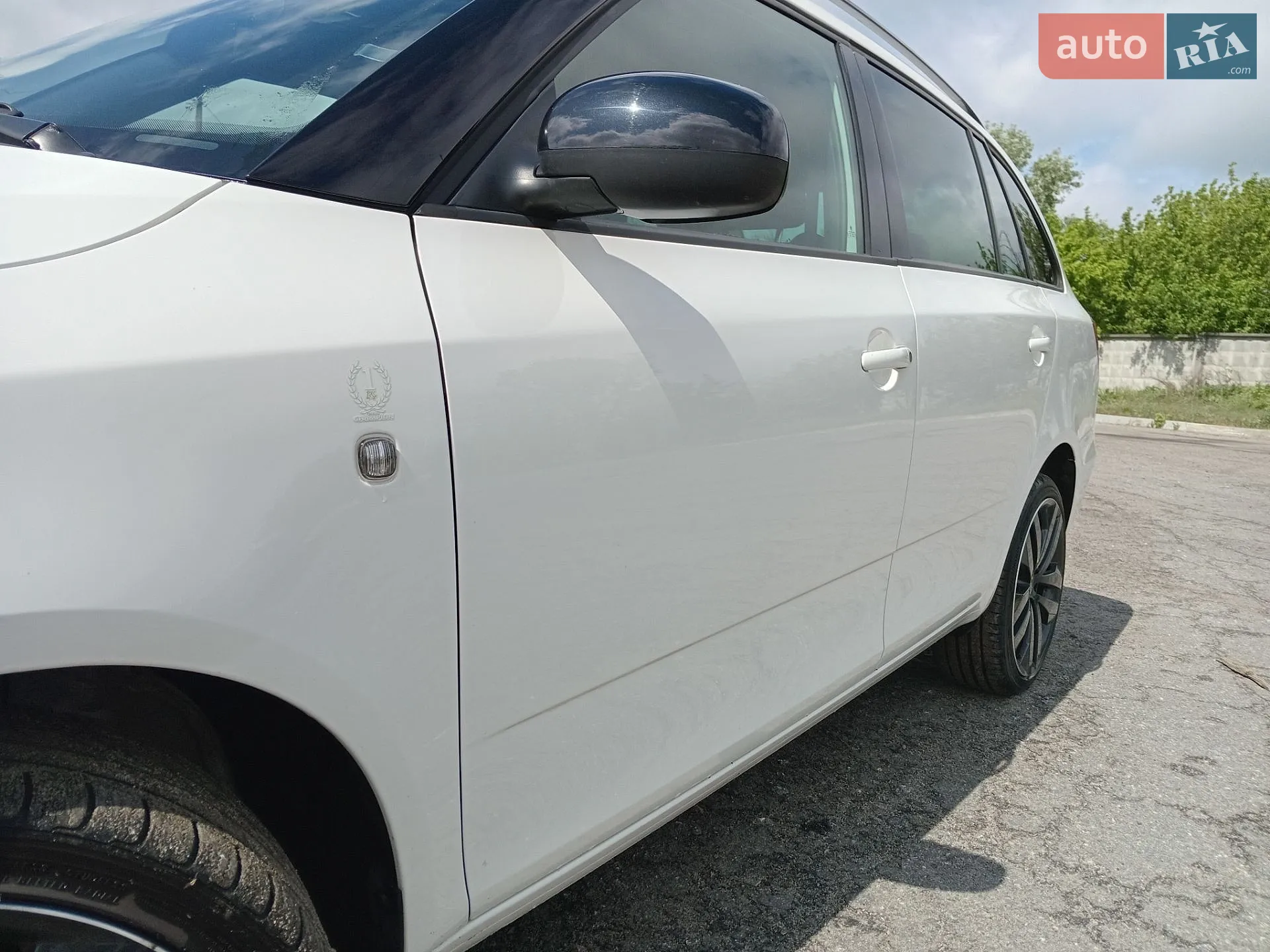 2011 Skoda Fabia - мініатюра 7