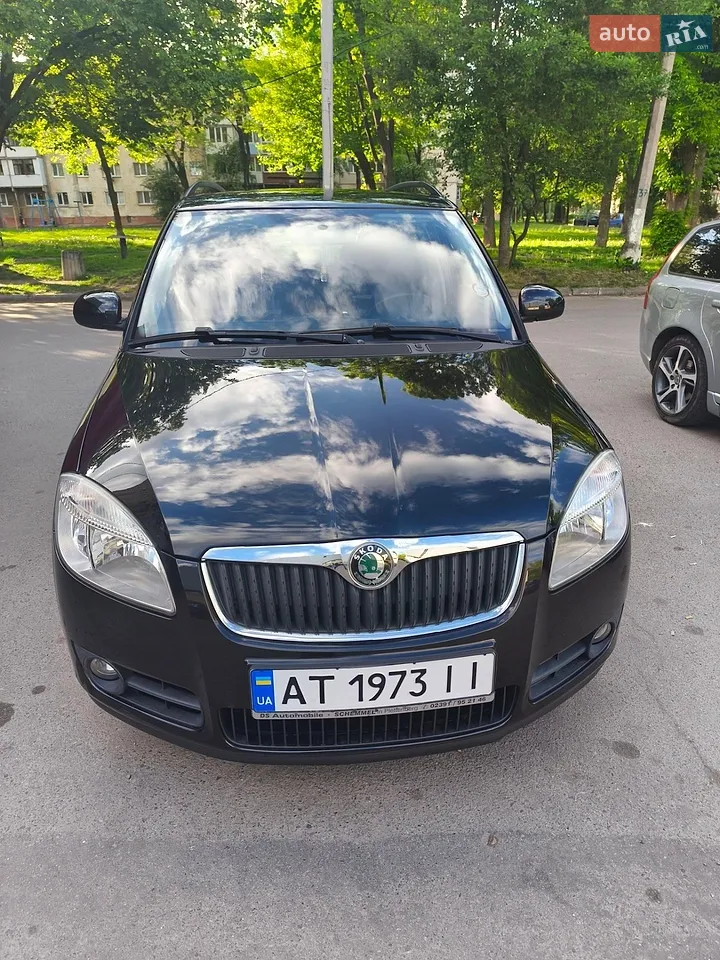2010 Skoda Fabia - мініатюра 16