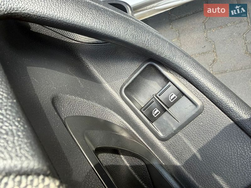 Хэтчбек Skoda Fabia 2012 в Киеве