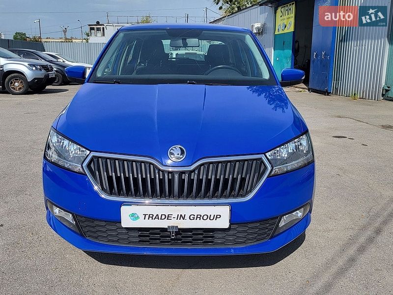 Хэтчбек Skoda Fabia 2021 в Киеве