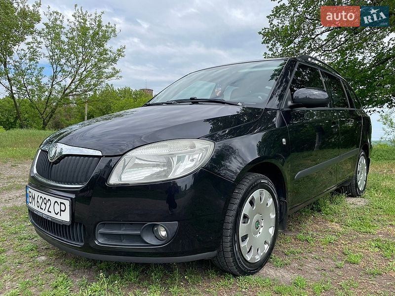 Универсал Skoda Fabia 2010 в Ромнах