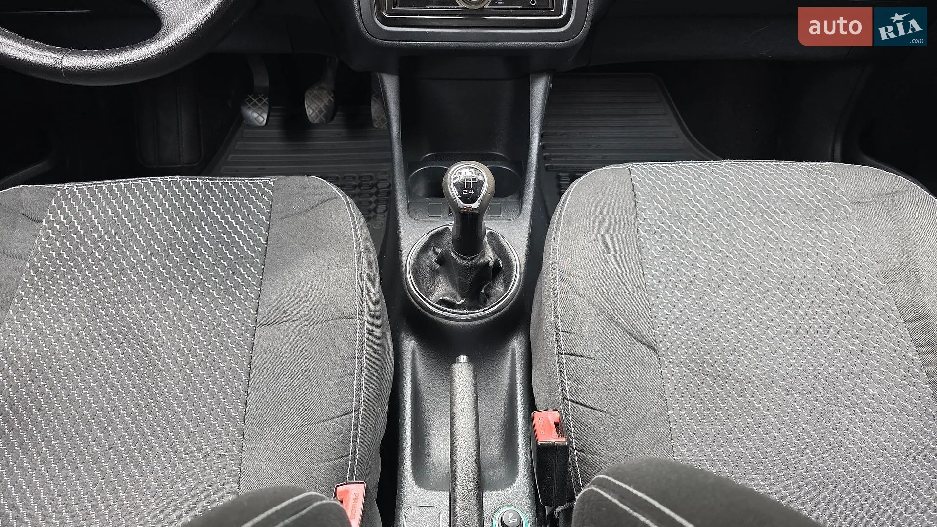 2011 Skoda Fabia - мініатюра 53