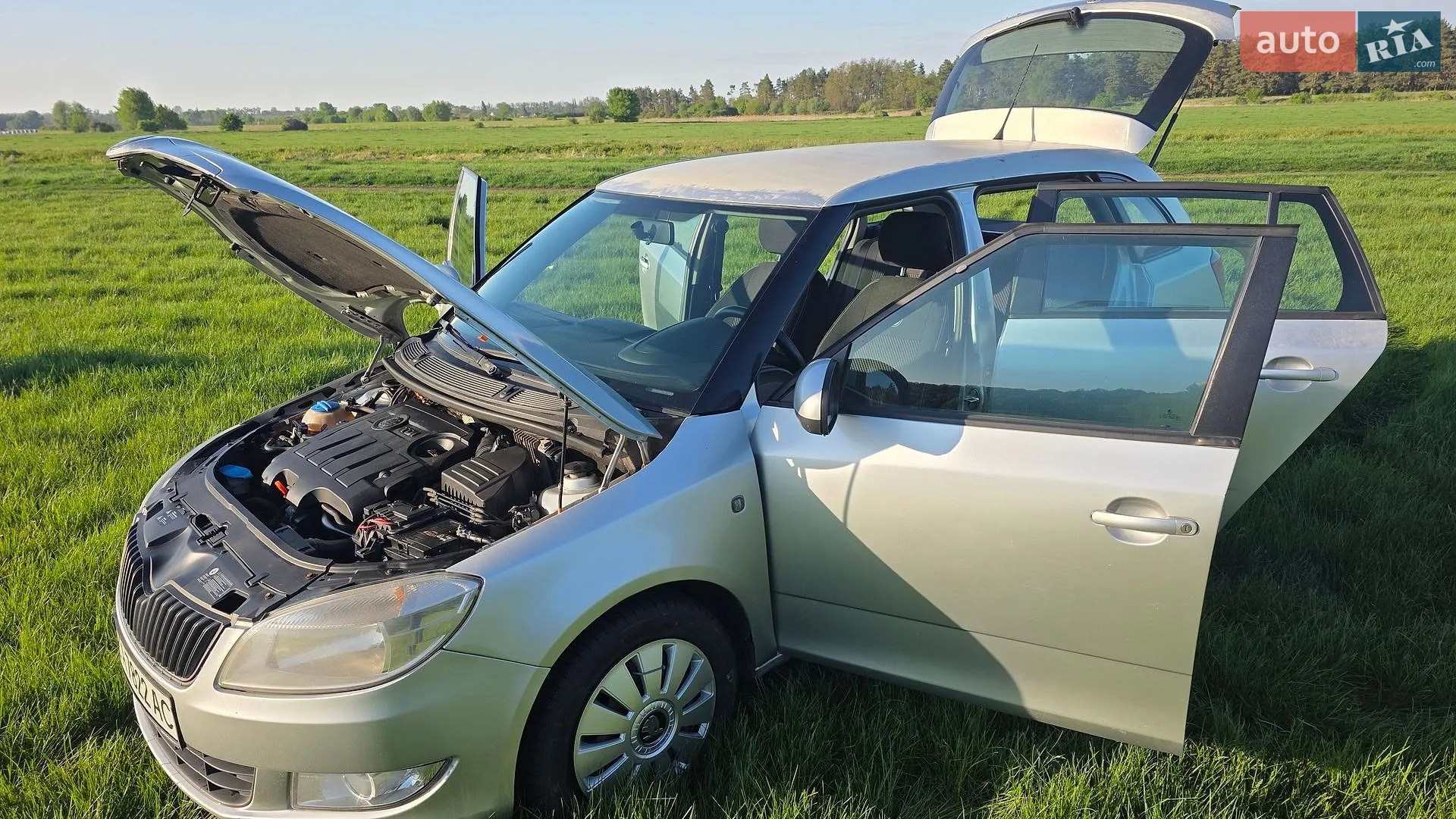 2011 Skoda Fabia - мініатюра 3